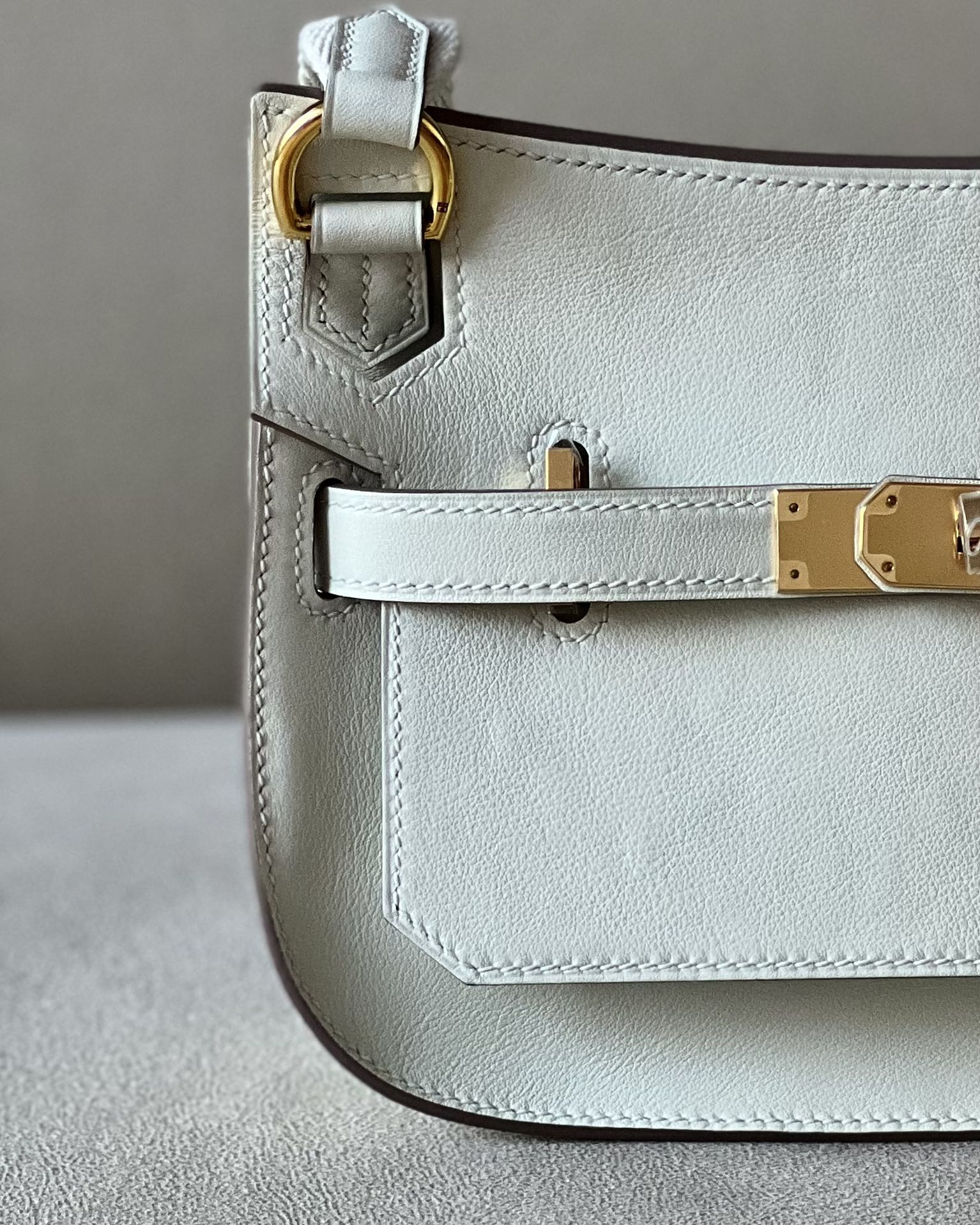 Hermes Jypsiere Mini Shoulder Bag In White Swift Leather